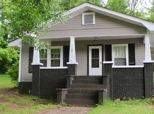1102 Madison St, Tuscumbia, AL 35674