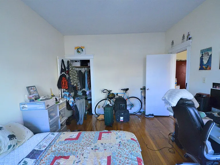 24 Peterborough St #2 — Photo 5