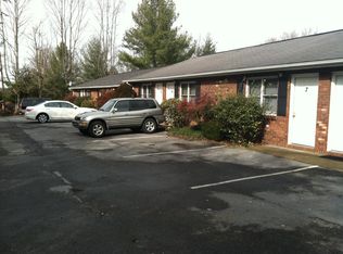 2915 S Greenwood Dr APT 5, Johnson City, TN 37604