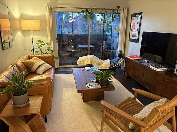 5th image of 1205 Yarwood Ct Floor 3