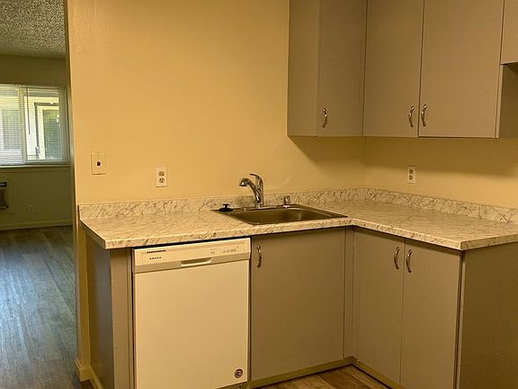 5th image of 181-191-205-207- E Pacific Ave #205A
