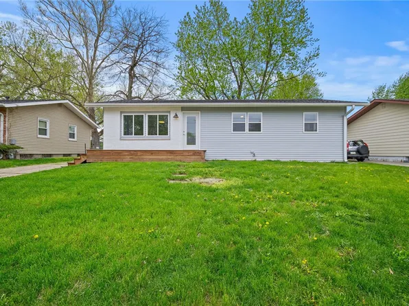 4105 E Garden Ave, Des Moines, IA 50317