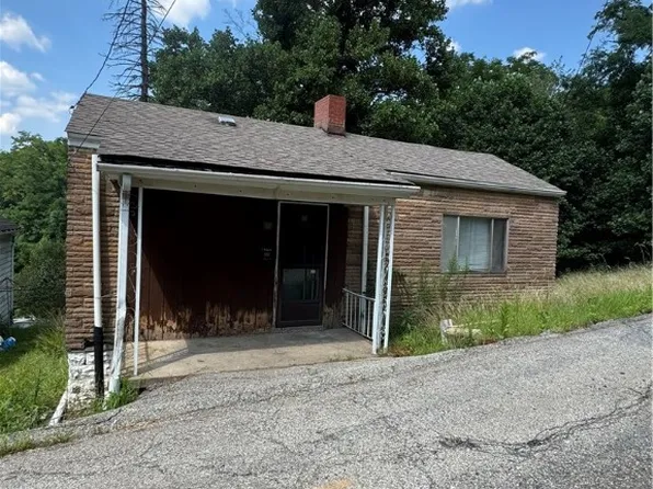 1042 Hays Ln, Homestead, PA 15120