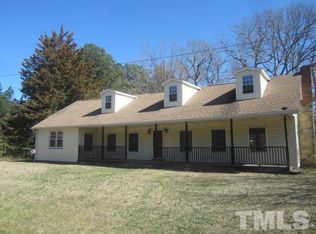 711 Hicks Yarboro Rd, Roxboro, NC 27574