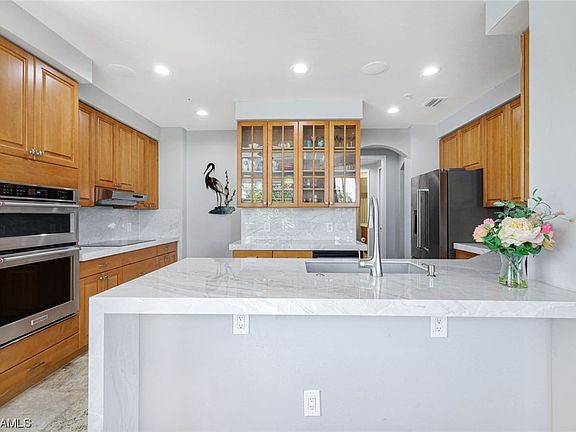 4th image of 5917 Tarpon Gardens Cir APT 102