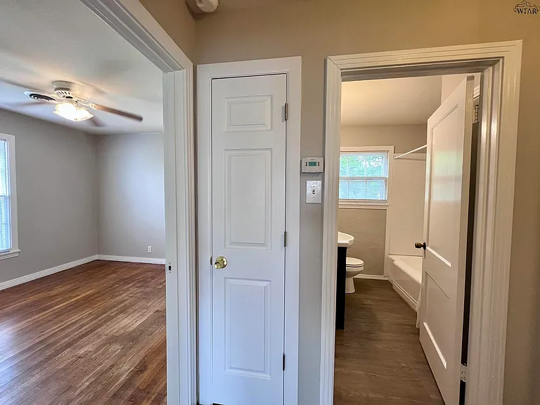 4701 Spiser Ln — Photo 10