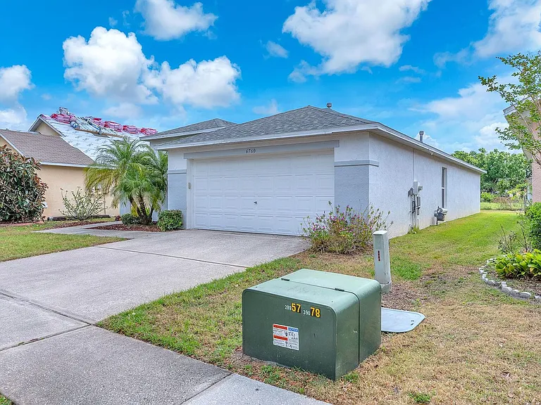 6760 Waterton Dr — Photo 3