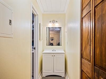 5th image of 4110 Hale Pkwy #3