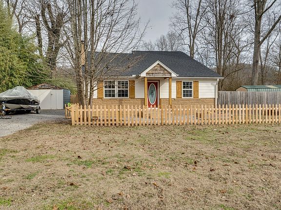 5th image of 1182 Lakeside Dr