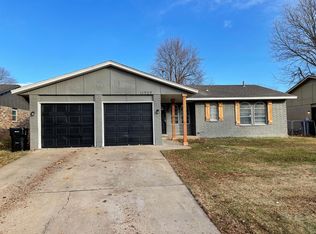 11727 E 63rd St S, Broken Arrow, OK 74012
