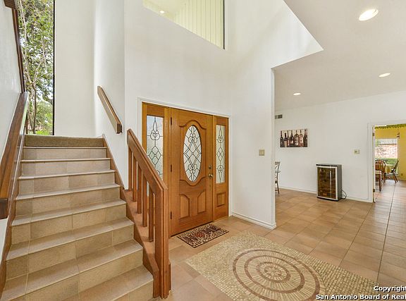 3rd image of 3502 Elm Knoll St