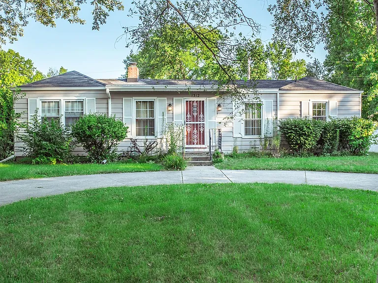 1312 N Woodridge Ave — Photo 12