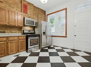 1339 W Wellington Ave #1, Chicago, IL 60657