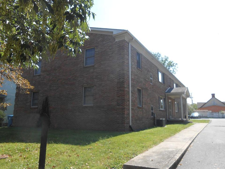 1st image of 1018 Main St