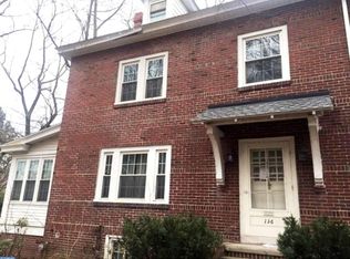 136 S Park Rd, Wyomissing, PA 19610