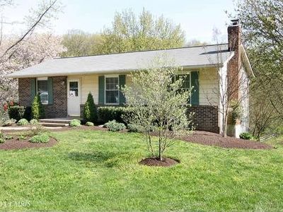 2333 Braddock Rd, Mount Airy, MD, 21771