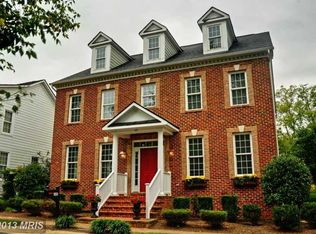 145 Desales Dr, Purcellville, VA