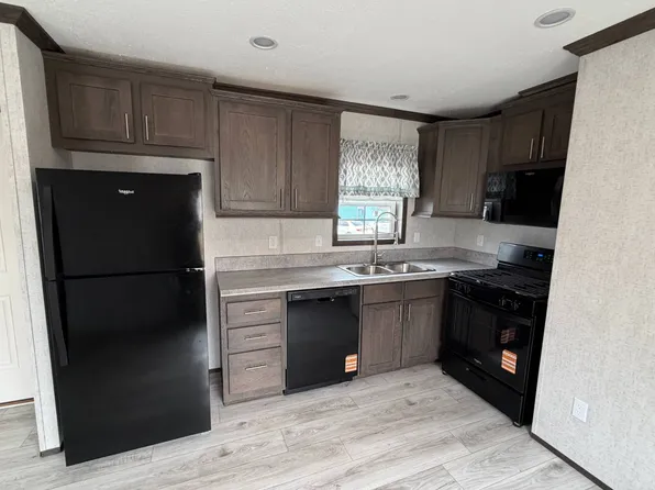 5200 Freemansburg Ave #47, Easton, PA 18045