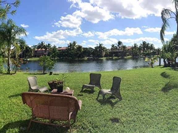 2C6B8964-7EAC-4239-B134-8A75234008C2