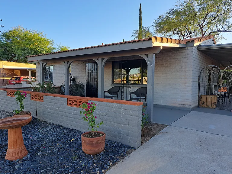 942 S Abrego Dr #1 — Photo 8