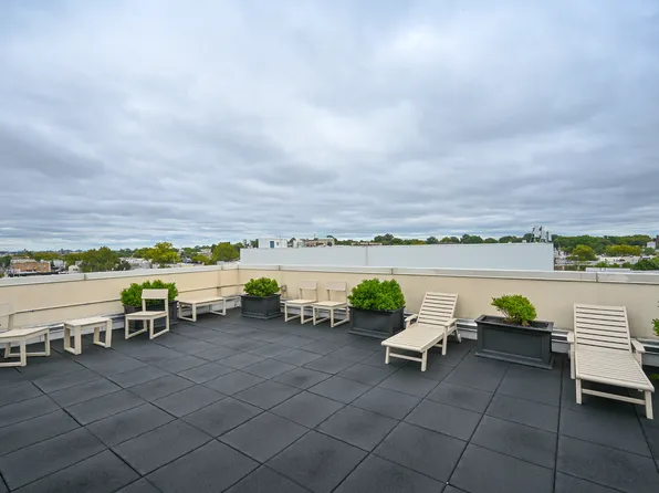 63-34 Fresh Pd Road image 15 of 20