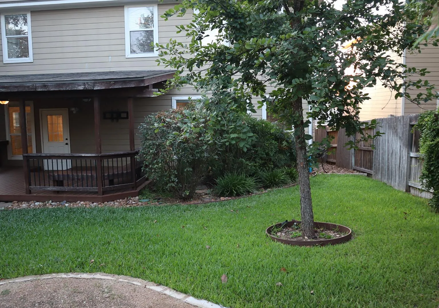 3 bed, 2.5 bath, 2714 sqft, $2,750 — Photo 3