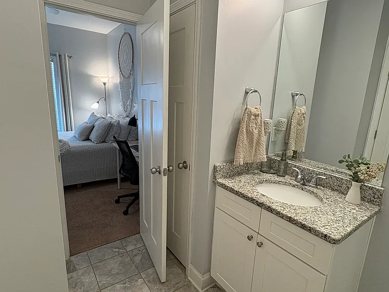 1510 Binghampton Cir — Photo 4
