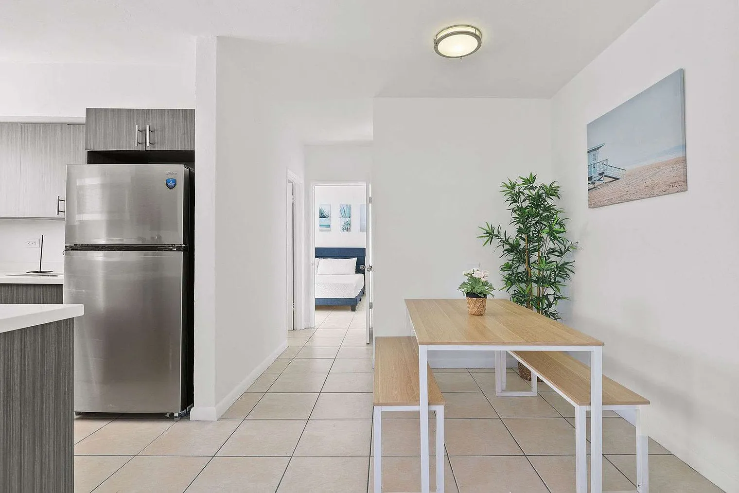 1 bed, 1.0 bath, 796 sqft, $4,988 — Photo 4