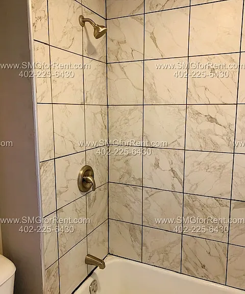 4525 Seward St — Photo 4