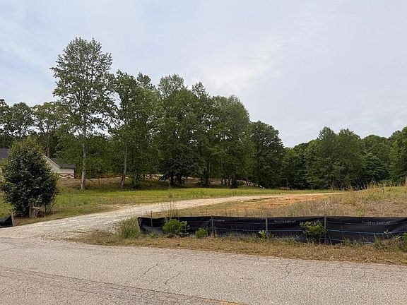 3rd image of 405 Cooper Bridge Rd #2