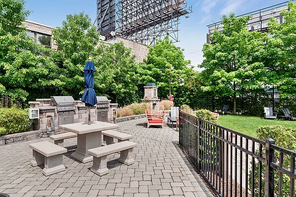 Sold by Keller Williams NYC | media 8