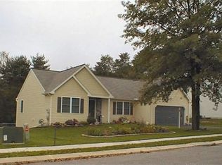 318 Darlington Ct, Lancaster, PA 17601