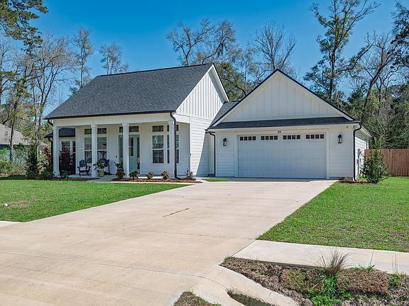 2nd image of 39 Getaway Ln