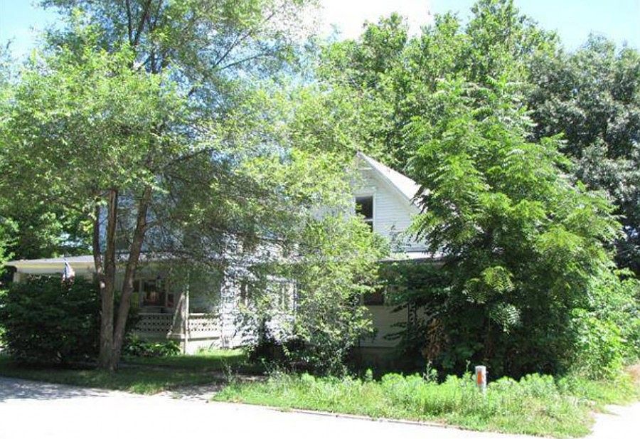 2nd image of 217 S Washington St