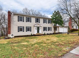 1570 Foxham Dr, Chesterfield, MO 63017