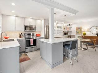 3000 Gulf Shore Blvd N APT 106, Naples, FL 34103