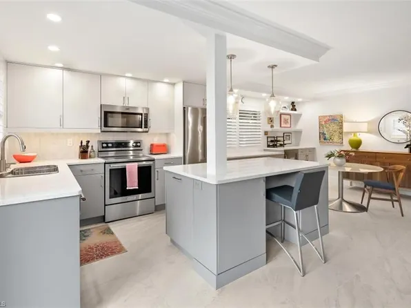 3000 Gulf Shore BLVD N #106, NAPLES, FL 34103