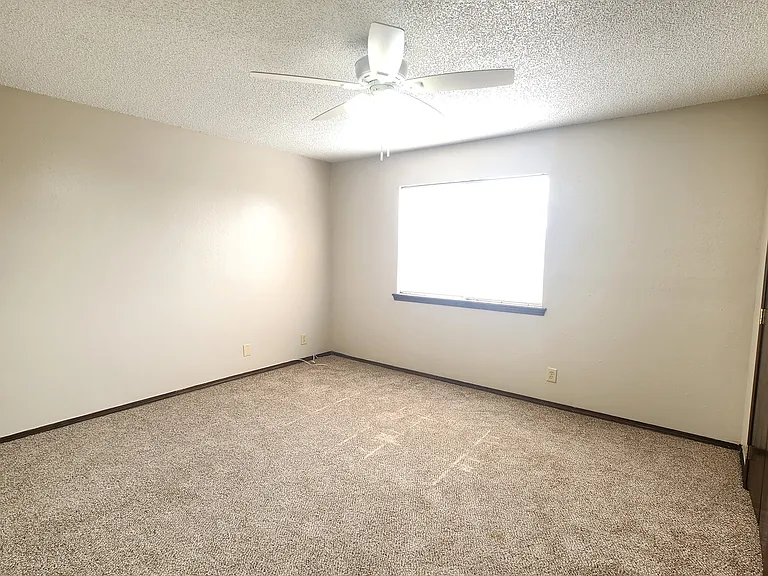 1400 N Perkins Rd #F44 — Photo 10