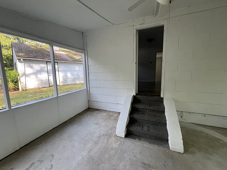 166A Frost Pond Rd — Photo 2
