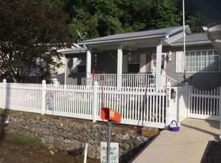 116 Rutherford Branch Rd, Matewan, WV 25678