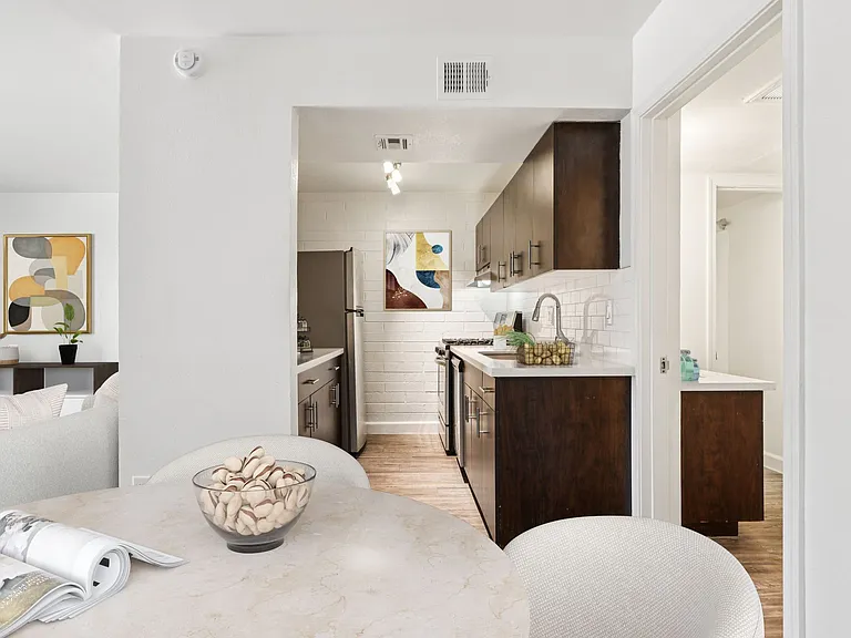 The Wexler Apartments — Photo 3