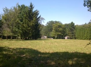 11950 S Gate Rd, Roscoe, IL 61073