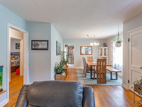 5th image of 203 Brentwood Dr