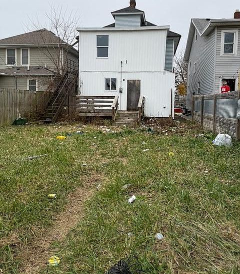 2nd image of 106 S Richardson Ave