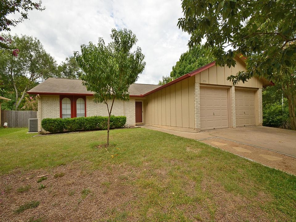 1st image of 2511 Lazy Oaks Dr