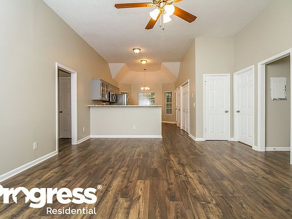 2nd image of 604 Parrish Wood