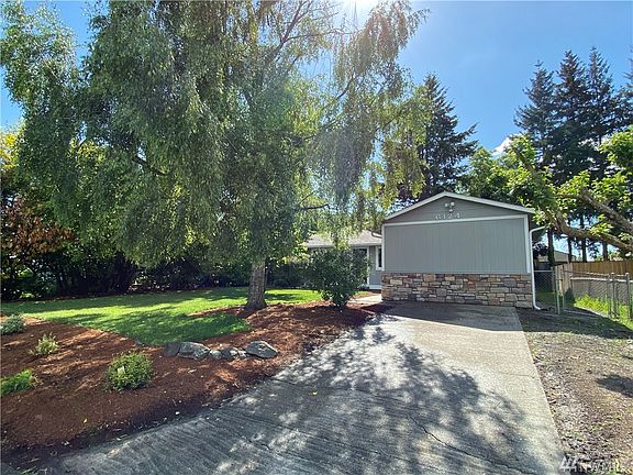 2nd image of 6124 57th Dr NE