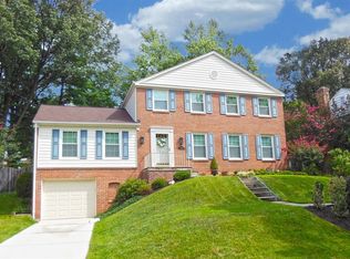 8409 Geneva Mason Rd, Potomac, MD 20854