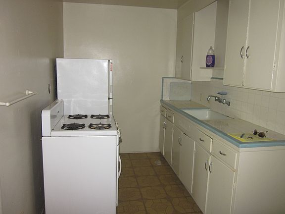 4th image of 620 Dave Brubeck Way APT 7