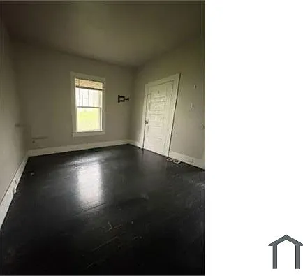 4 bed, 2768 sqft, $1,300 — Photo 2